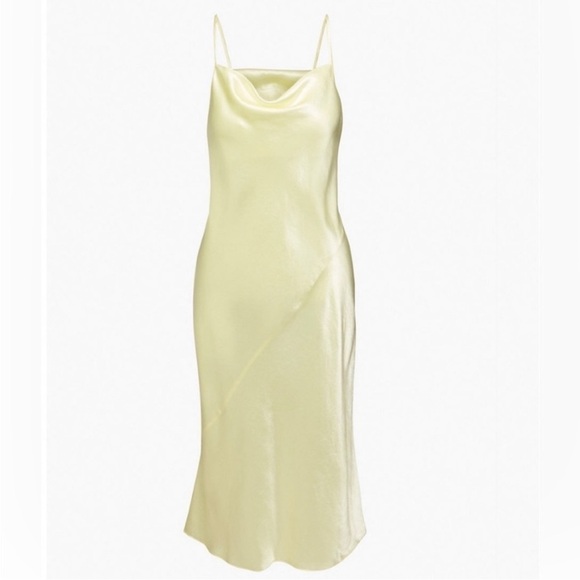 Aritzia Dresses & Skirts - - Aritzia babaton dress
